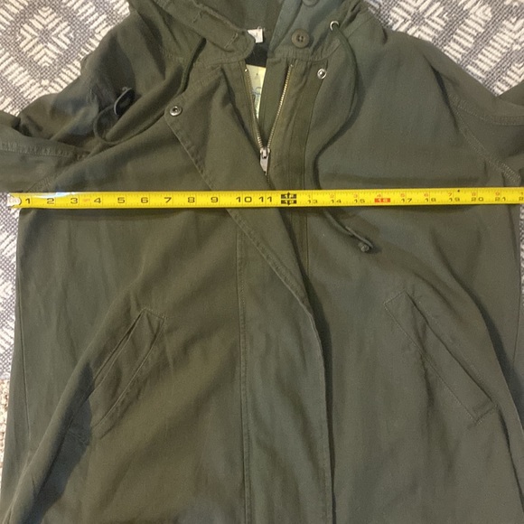 HEM & THREAD NWT jacket in olive green— hooded lightweight size L - Picture 4 of 5